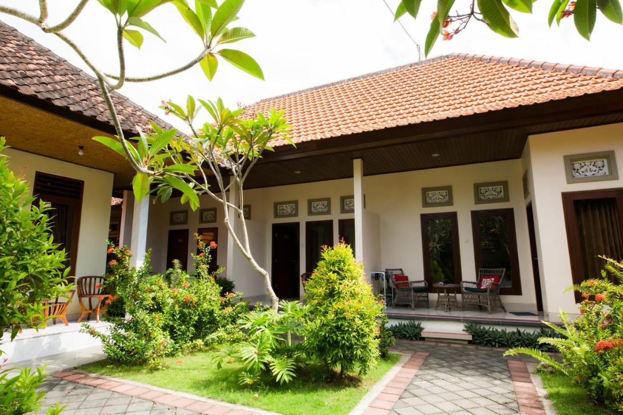 Manda Homestay 발리 사누르 외부 사진
